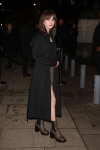 570500755_emilia2-3.jpg