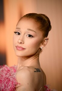571103173_ariana_2.jpg