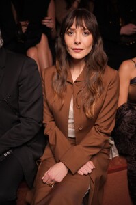 571147691_elizabeth-olsen-2.jpg
