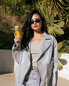571366541_demi-3.jpg