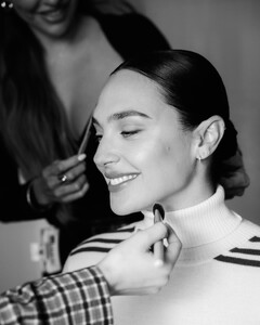 571622873_gal-8.jpg