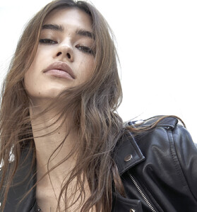 Anastasija_CL1.thumb.JPG.390d60fa3b70eb4437c559bbfcca5f4b.JPG