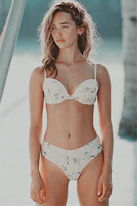 Carolina Sanchez4.png