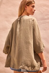 D83891s4.jpg