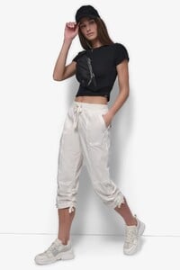 DKNYDP30324_23A_DP5T1149_BLK_RETAIL.jpg