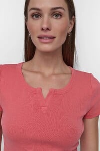 DKNYDP30324_24_DP5T1149_I7Z_ALT1.jpg