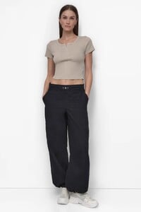 DKNYDP30324_25_DP5T1149_PBL_Fa.jpg