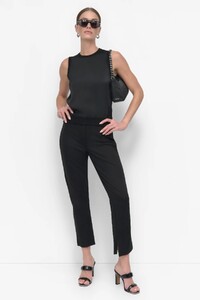 DKNYDU28824_1R_UJ4TRT65_BLK_RETAILf.jpg