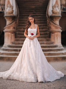 DP402-Belle-01__43227.jpg