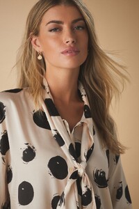 E52876s5.jpg