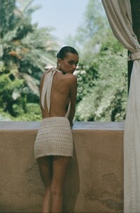 FLOOK_SS25_CAMPAIGN_AYLA_SKIRT_HALIA_BODY.jpg