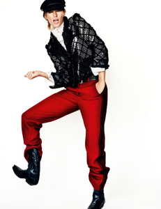 Gisele_15.thumb.png.51764f60a21ebe340b41be794c172bba.png