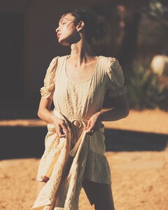 Lil throwback - feat @thelumagrothe hair by @anthonycristianosalon for @officiallevisage (5).jpg