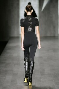 MP f08zoomp-SPFW1g.jpg
