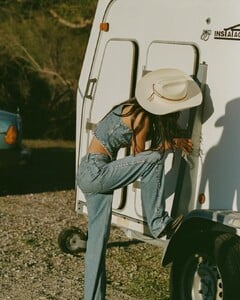 New%20%40goodamerican%20campaign%20shot%20by%20%40samdameshek%20creative%20directed%20by%20%40elisha__h%20and%20I-10.jpg