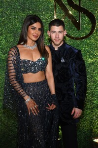 Priyanka_Malaysia_28229~89.jpg