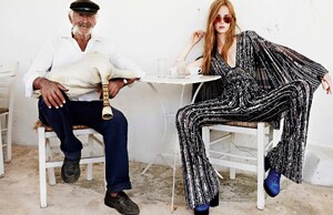 Vogue-Paris-November-2015-Mica-Arganaraz-and-Rianne-Van-Rompaey-by-Mario-Testino-06.thumb.jpg.cbd7b45418252f8dceb1b0b4c8c9ee30.jpg