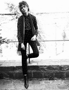 VogueSeptem2015_ebook3000-1665.thumb.png.c35171ef42c5c413440e876e6e6dbba9.png
