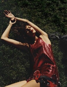 Vogue_Paris-December_January_2015_2016-Anja_Rubik-by-Harley_Weir-16.thumb.jpg.78adf0016fecf6a7a10306f8ff960821.jpg