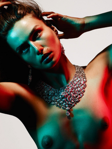 Vogue_Paris_-_Octobre_2015-716.thumb.png.acfa883c1001905450617ed64f220be8.png