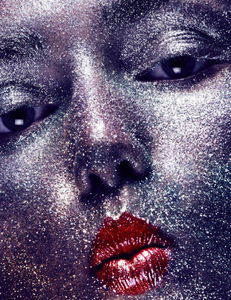 Vogue_Paris_-_Octobre_2015-868.thumb.png.d957bc8dfbecba80ec55d1384383c0f8.png
