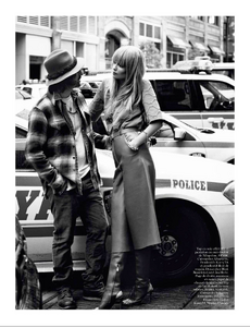 Vogue_Paris_Fevrier_2013-206.thumb.png.1741c1cc0020e5ba6d3f5aeb816dcc48.png