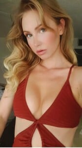 ZandreaPenn2.thumb.jpg.7c573275906f0b22341b16e1dc06482c.jpg