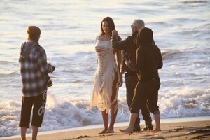 Zita-Vass-Veronica-Sams-in-Malibu-01 (15).jpg