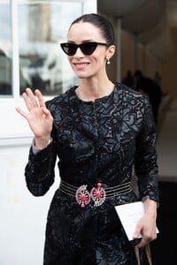 abigail-spencer-at-giambattista-valli-show-during-paris-fashion-week-03-01-2024-1.jpg