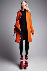 carolyn-murphy-by-patrick-demarchelier-for-vogue-paris-august-2014-12.thumb.jpg.d550cd2c3b3ca59b84c2081e34f71a3f.jpg