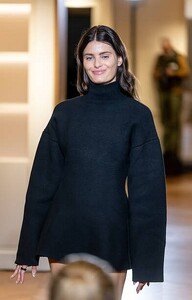 gettyimages-2199298194-612x612_edit_5312474736618.thumb.jpg.a9f7b02063b72d2d0012ee7b8da41ab8.jpg