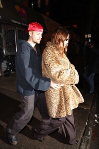 hailey-bieber-s-mob-wife-chic-a-fashion-marathon-in-nyc-with-justin-0.jpg