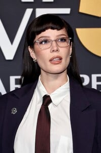 halsey-13.jpg