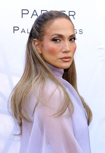 jennifer-lopez-stuns-in-ethereal-purple-gown-at-palm-springs-film-festival-2025-4.jpg