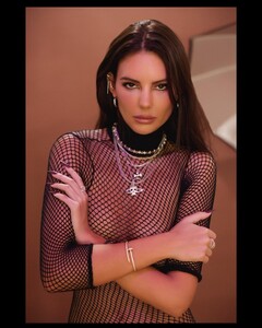 julialescova_323597026_1607370136369593_4271299728739209066_n.jpg