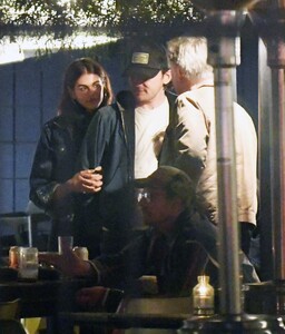 kaia-gerber-seen-with-lewis-pullman-in-la-01.29.2025-5.jpg