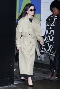 mikey-madison-exits-good-morning-america-studios-02.12.2025-1.jpg