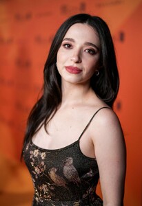 mikey-madison-stuns-at-bafta-nominees-party-in-chanel-1.jpg