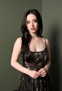 mikey-madison-stuns-at-bafta-nominees-party-in-chanel-5.jpg