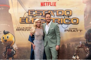 shutterstock_editorial_The_Electric_State_Premiere_15171757AG.jpg