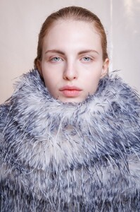 sportmax-bks-f25-053.thumb.jpg.eff665ed509a5499089bf813c1d61b0b.jpg