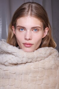 sportmax-bks-f25-087.thumb.jpg.0550d4cde60ef83c765f4cab6e3f6fe8.jpg