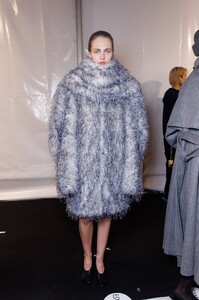 sportmax-bks-f25-175.thumb.jpg.54dbd2da857e1df370cb6eb522536af2.jpg