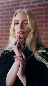 vlcsnap-2025-02-06-01h44m47s505.png