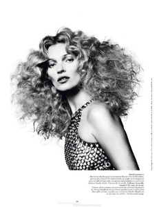 vogue-paris-2013-aout-190.thumb.png.26528942e1dfea2b65d245c18e749826.png