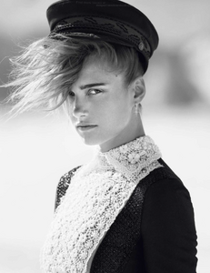 vogue-paris-2013-aout-202.thumb.png.f0855a4efcef3300923e0d4484428ead.png