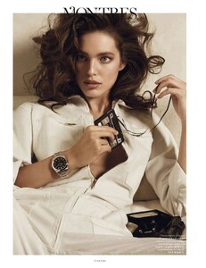 vogue-paris-2013-avril(dragged)6.thumb.jpg.f0c4498606098f69352740f2106c612b.jpg