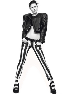 vogue-paris-2013-mars-325.thumb.png.828f1fe10ddc16a619d3419d1aed022e.png