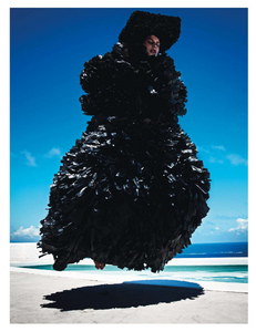 vogue-paris-2013-octobre-309.thumb.png.cff4e17a62a761a8bd6f40e3317b60cd.png