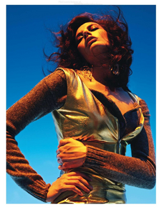 vogue-paris-2013-octobre-315.thumb.png.386e46d1de6b04fb5ff54b0d8ef60884.png